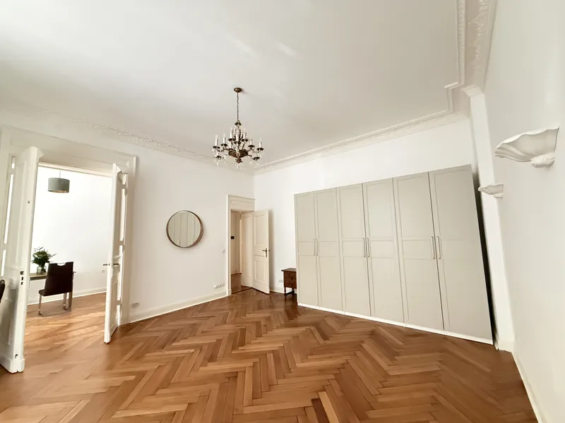 Charmante 3-Zimmer-Wohnung mit Einbauküche nahe Ku'damm und KaDeWe — photo 1